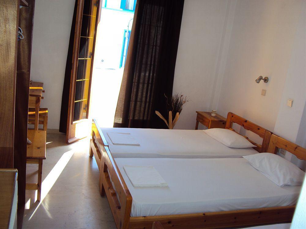 Privee Santorini Hotell Períssa Eksteriør bilde